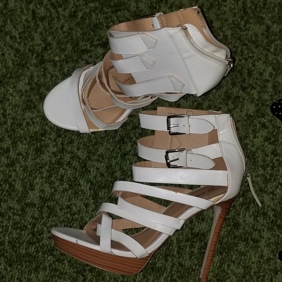 White heels - Picture 1 of 1